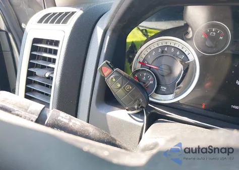 2016 Ram 1500 Lone Star z USA, uszkodzony, nr VIN 1C6RR6LT9GS332496